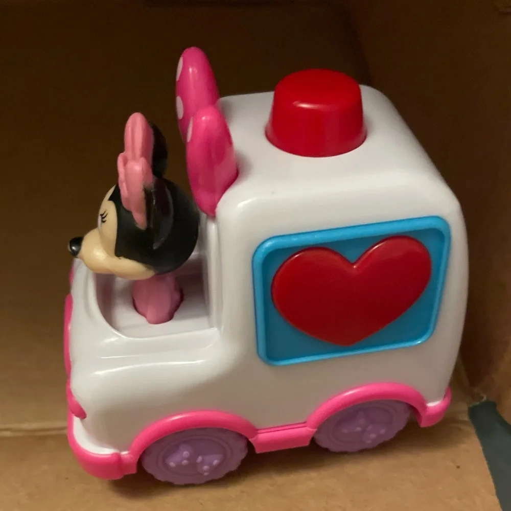Just Play Disney Jr Mickey Minnie Mouse's Ambulance new
